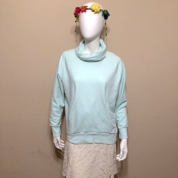 Zella Erica Twist Cowl Neck Pullover Size Medium - Picture 3 of 12